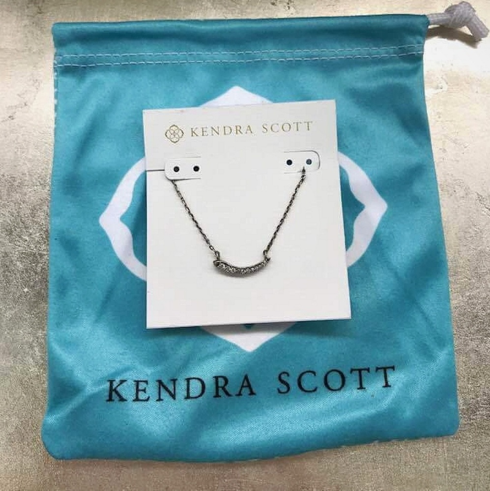 Kendra Scott Whitlee Necklace